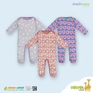 velvet junior random motif dreamweae sleepsuit