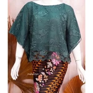 kebaya batwing