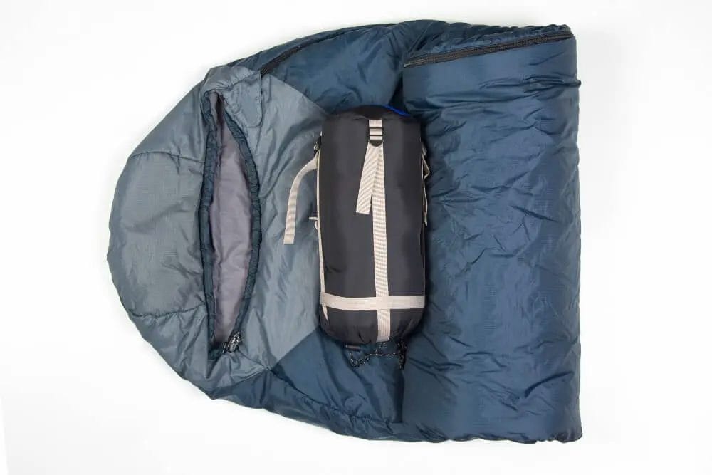 sleeping bag yang terlipat