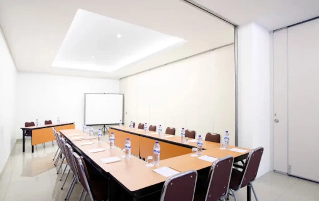 amaris la cofedin meeting room kemang jakarta selatan