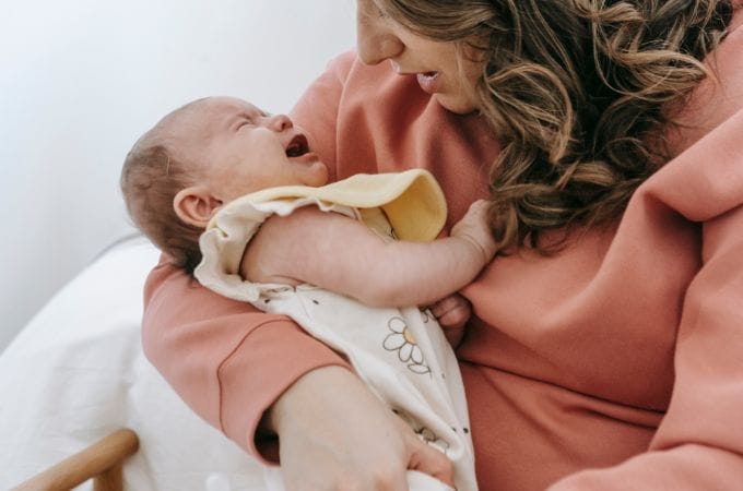 Bayi Nangis dan Rewel